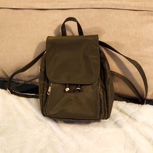 Convertible backpack